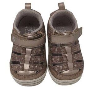 Stride Rite Devany Rose Gold Metallic Sneaker Girls Size 4 Stride Rite  Devany R